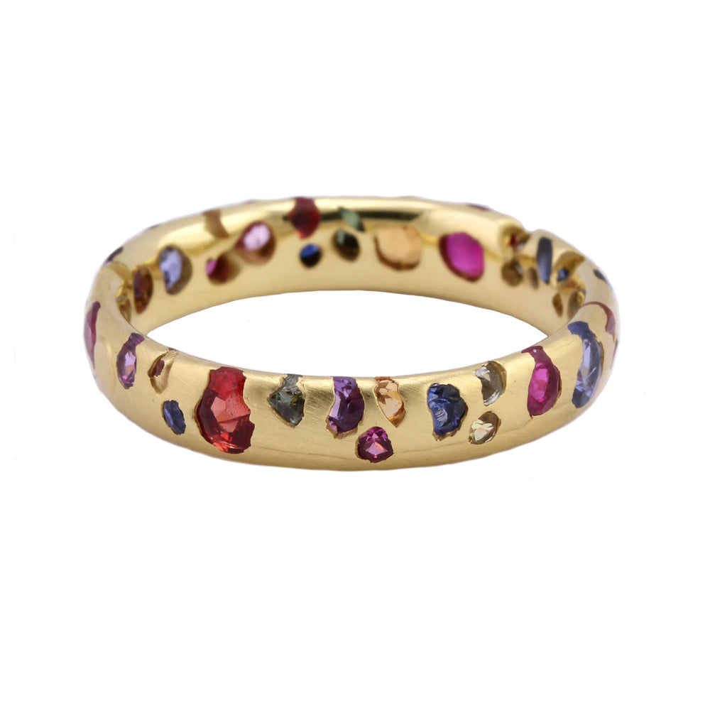 Angled rear-side view of Yellow Gold Rainbow Confetti Narrow Band by Polly Wales