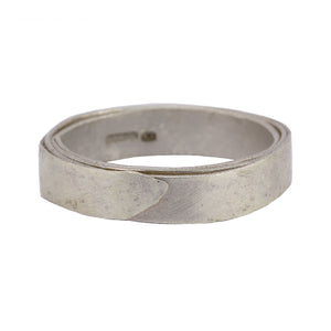 
            
                Load image into Gallery viewer, Front-facing view of 9k White Gold Wrap Band by Ruth Tomlinson
            
        