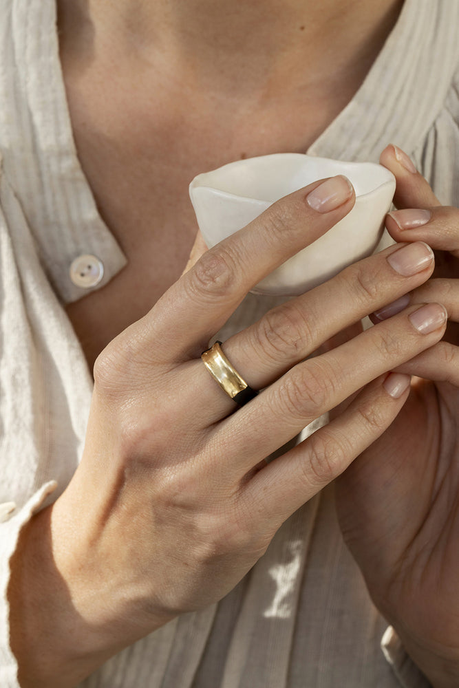 Detail view of model wearing Bobbie Ring by 5 Octobre